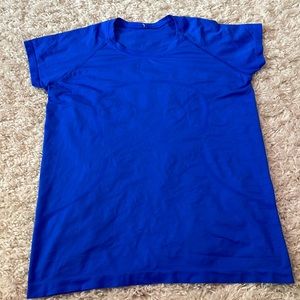 Lululemon swiftly tech short sleeve in blue
